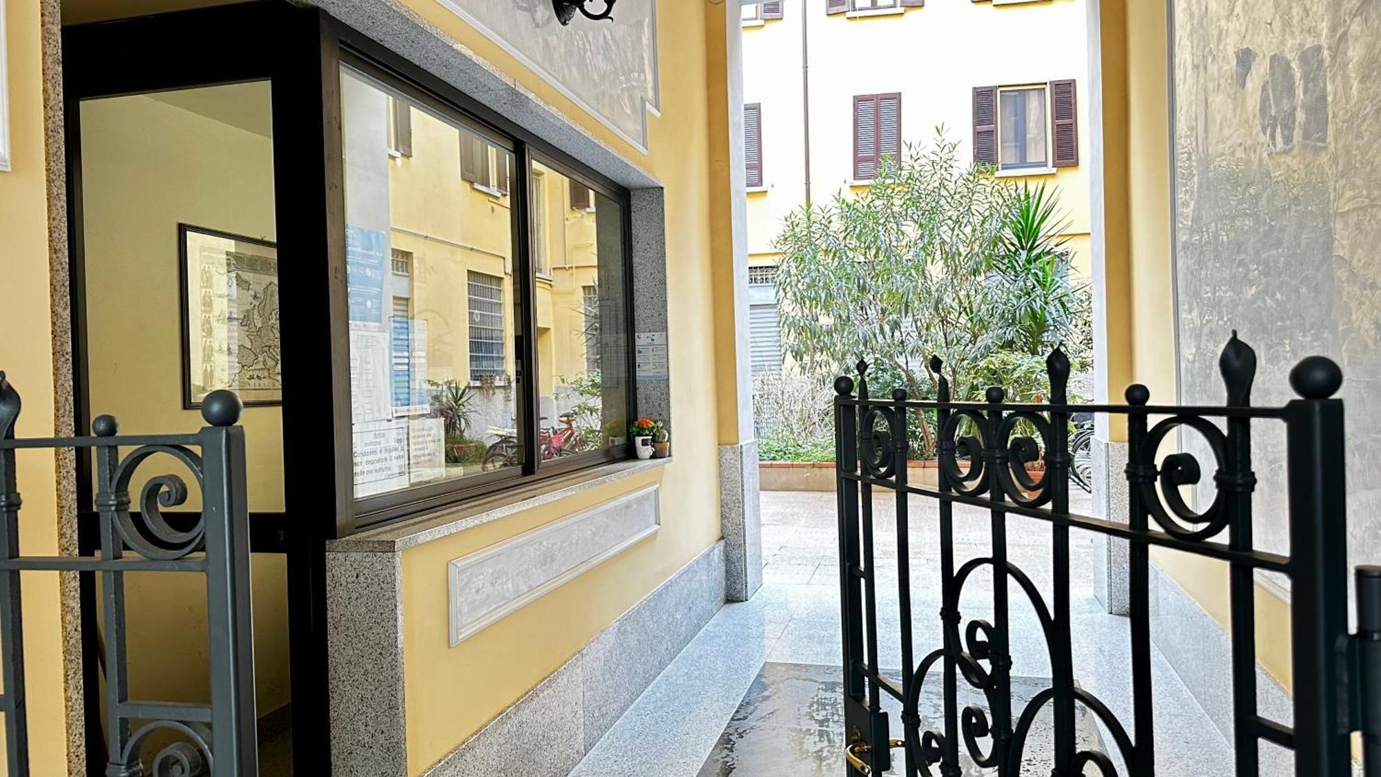 Lily Pads -Elegant Apartment- In The City Center Milano Eksteriør billede
