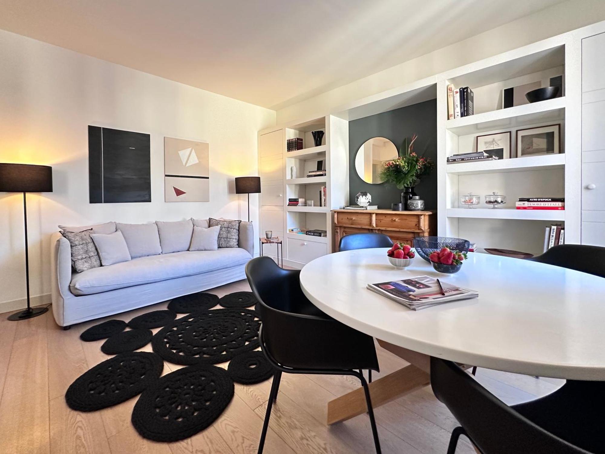 Lily Pads -Elegant Apartment- In The City Center Milano Eksteriør billede
